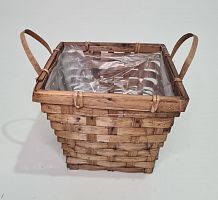 Кашпо плетеное . Цвет коричневый с пленкой