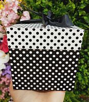 коробка сборная 10*10 см горошек черно-белый