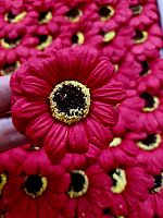 Ромашка малая. Диаметр цветка 5 см. Упаковка 50 шт. Вес 260 гр.