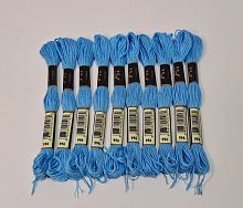 Нитки мулине 996. Длина одного мотка 8 метров. Упаковка 10 шт.