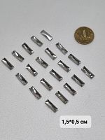 Стразы клеевые. Прямоугольник, основание конусообразное. Стекло. Прозрачные 1,5*0,5 см.