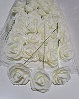 Цветы из фоамирана на металлической ножке. Цвет кремовый.