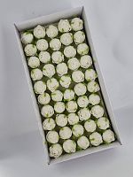 Роза бутон 3 см. Цвет белый