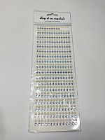 Наклейки стразы- жемчуг №1. Блистер 32*10 см. Размер бусины 5мм .