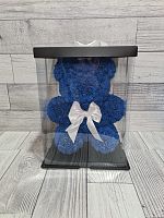 Медведь в цветах. Цвет синий. Высота 35 см, ширина 27 см