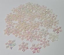 Снежинки. Декоративный элемент.  Цвет белый голограмма. Размер 2.5 см. Упаковка 50 шт.