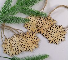 Деревянные снежинки на ёлку, 6 шт. 7 см